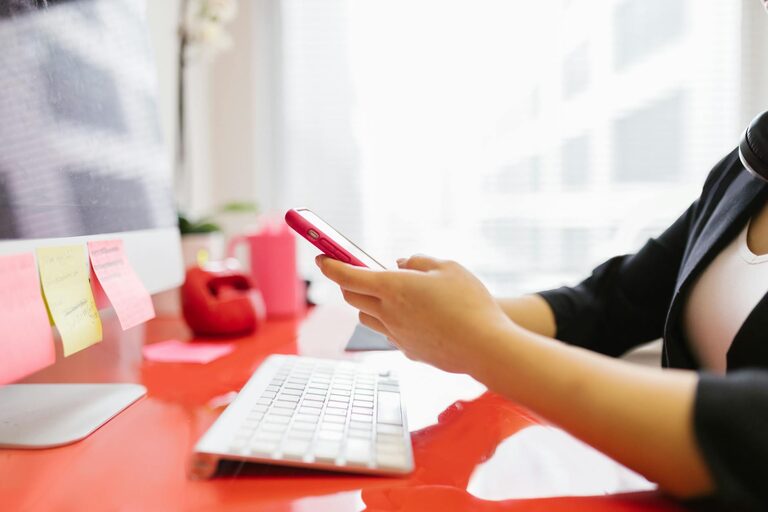 How to Keep Your Emails Under Control and Boost Productivity